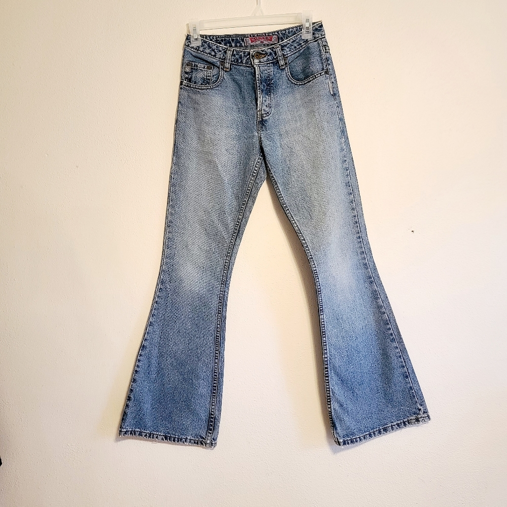 Vintage Silver Womens Size 25/31" Inseam Light Wash Flare Blue Jeans- Canada tag